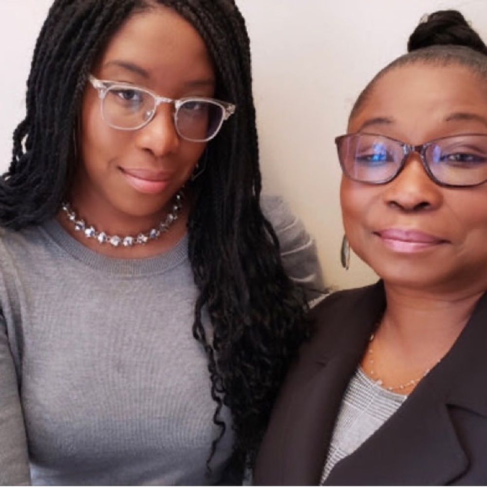 Meet your Posher, Janet an Jo